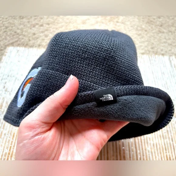 The North Face Gray Knit Beanie - Picture 4 of 4